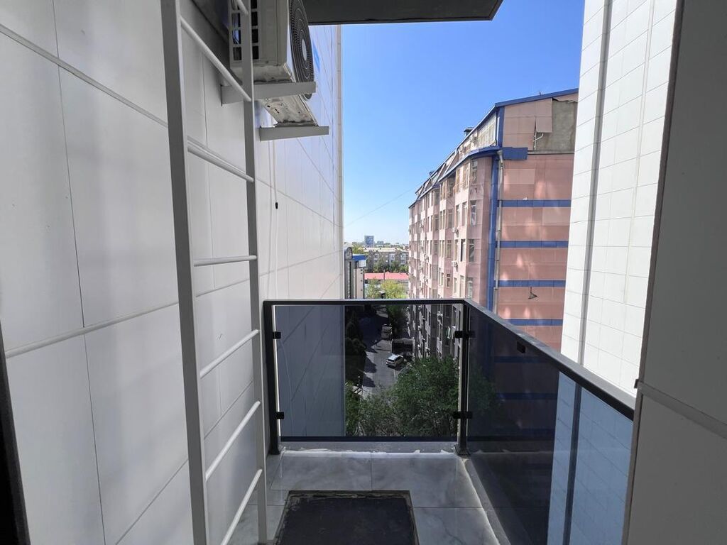 Элитка, 3 ком, 61 м2, этаж 2/5, ж/к BROOKLYN, Сост: Хорошее - фото 3