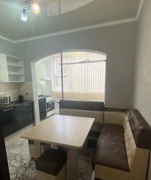 2 ком, 106 улучшенная, 67 м2, этаж 2/9, Сост: Среднее - фото 3