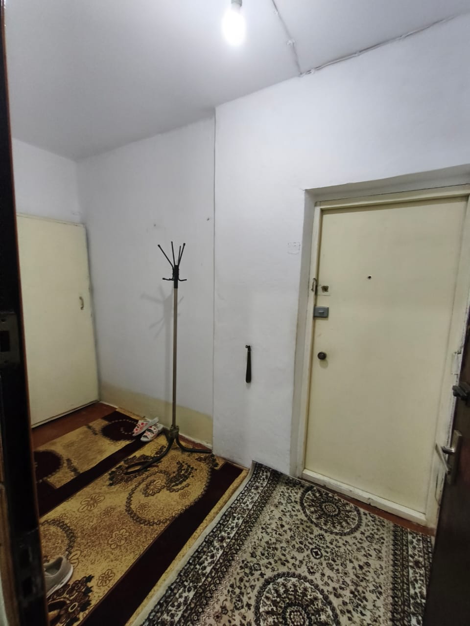 Продажа, 106 серия, 4 ком, 100 м2, этаж 1/9, Сост: Среднее - фото 13