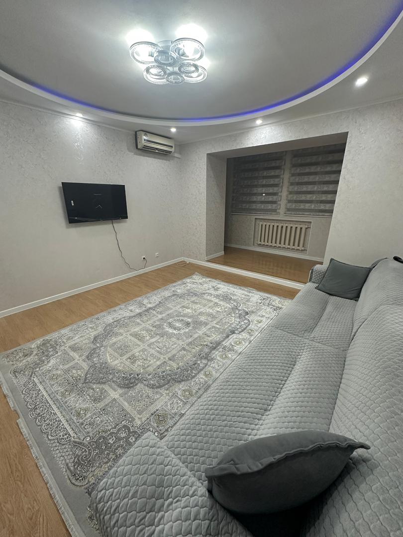 2 ком, 106 улучшенная, 70 м2, этаж 5/9, Сост: Евроремонт - фото 1