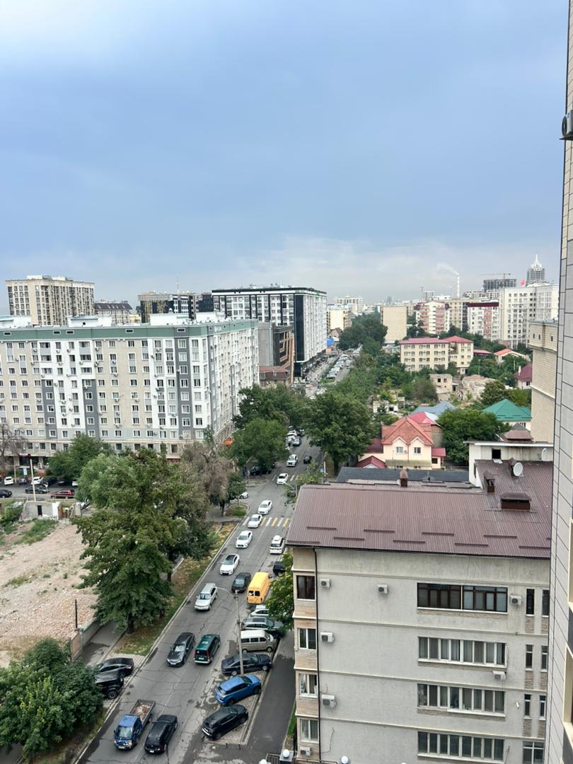 Элитка, 1 ком, 42 м2, этаж 10/14, ж/к ЖК Кубаныч, Сост: Евроремонт - фото 1