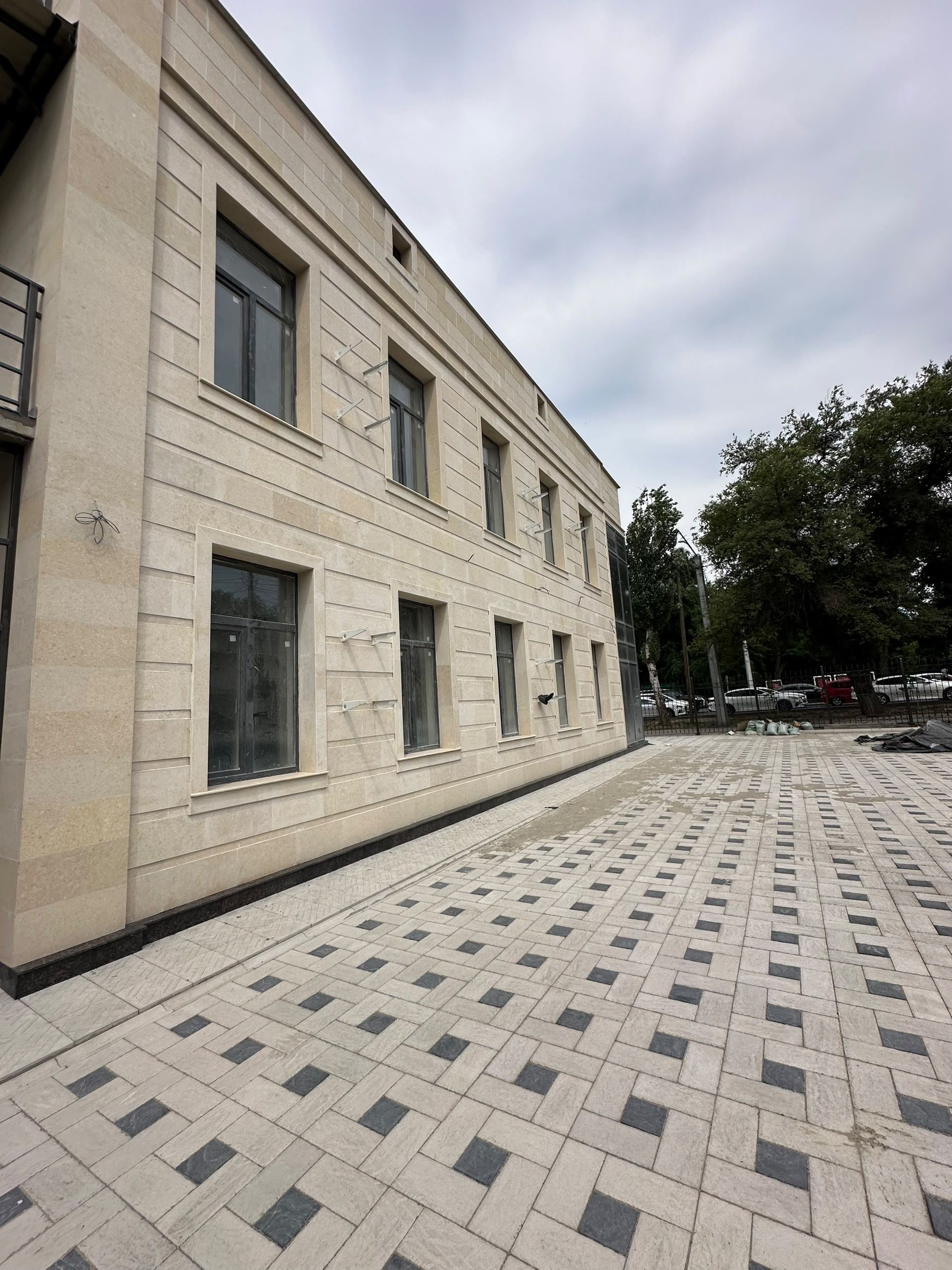 Офис, Коммерческая, 300 м2, этаж 1/2, Сост: Среднее - фото 3