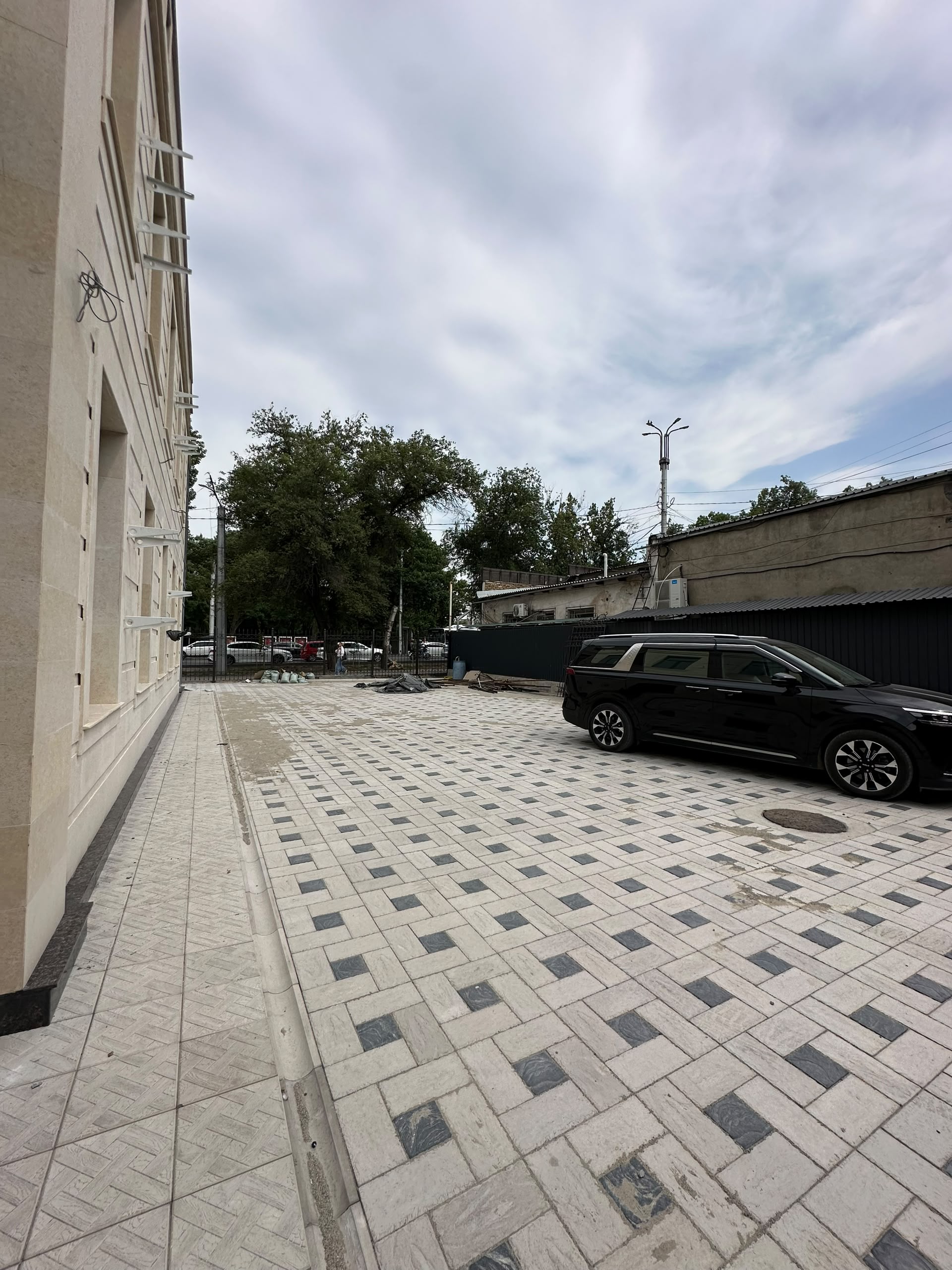 Офис, Коммерческая, 300 м2, этаж 1/2, Сост: Среднее - фото 4