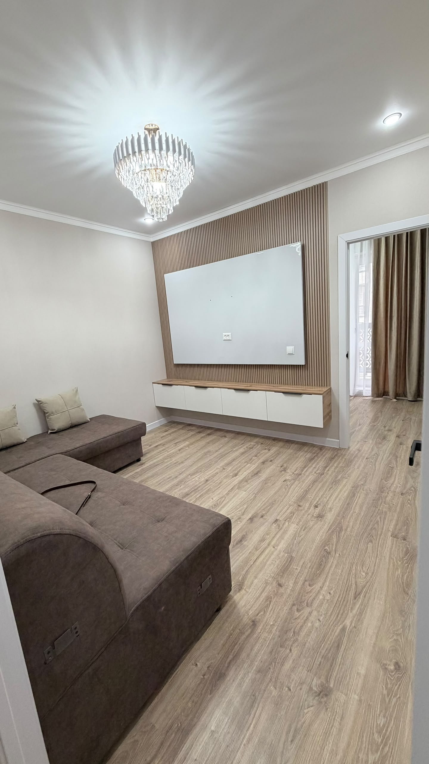 Элитка, 2 ком, 53.3 м2, этаж 4/9, ж/к Aalam City, Сост: Евроремонт - фото 2