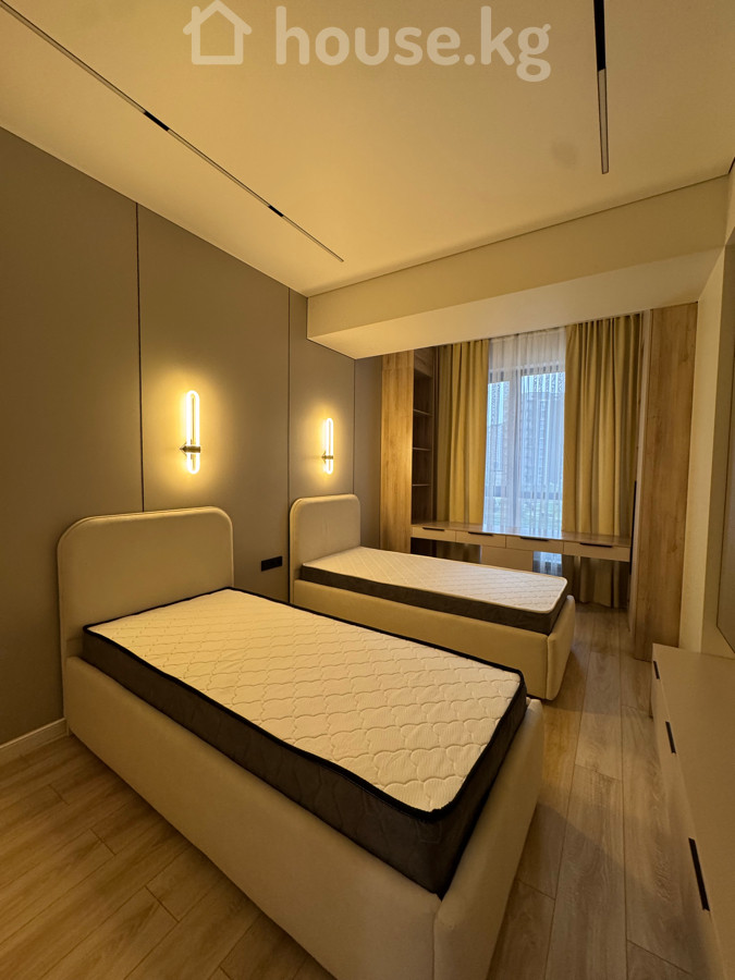 Элитка, 3 ком, 104 м2, этаж 3/14, ж/к Кап Строй Сити (Capstroy City), Сост: Евроремонт - фото 7