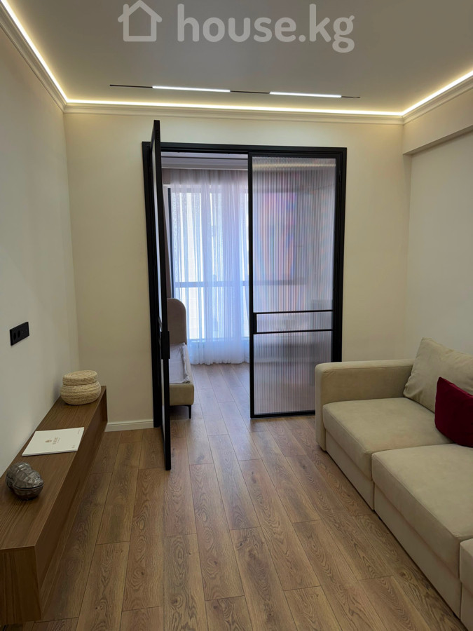 Элитка, 3 ком, 82 м2, этаж 9/13, ж/к Кап Строй Сити (Capstroy City), Сост: Евроремонт - фото 3