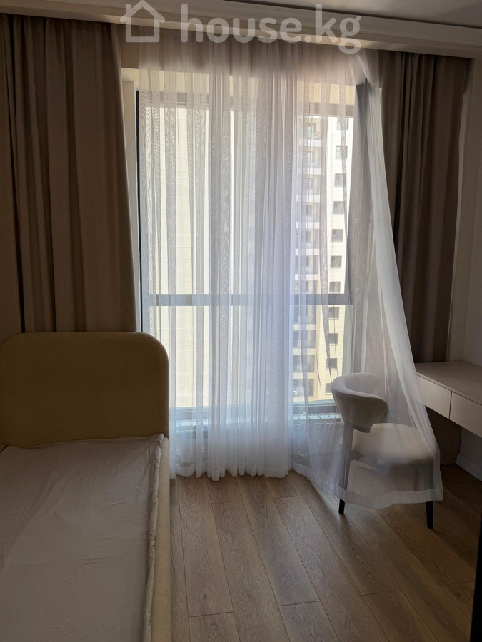 Элитка, 3 ком, 82 м2, этаж 9/13, ж/к Кап Строй Сити (Capstroy City), Сост: Евроремонт - фото 10