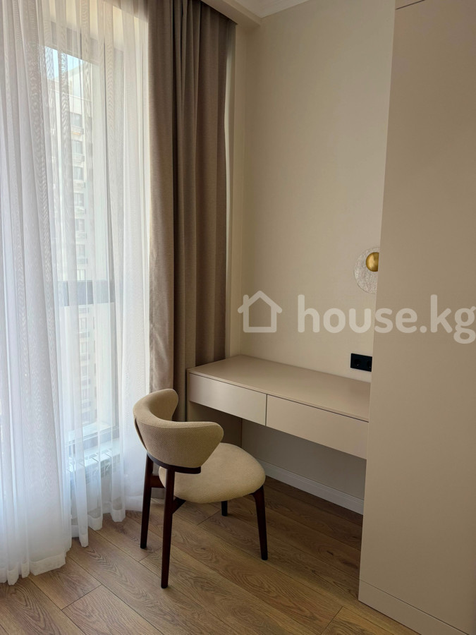 Элитка, 3 ком, 82 м2, этаж 9/13, ж/к Кап Строй Сити (Capstroy City), Сост: Евроремонт - фото 11