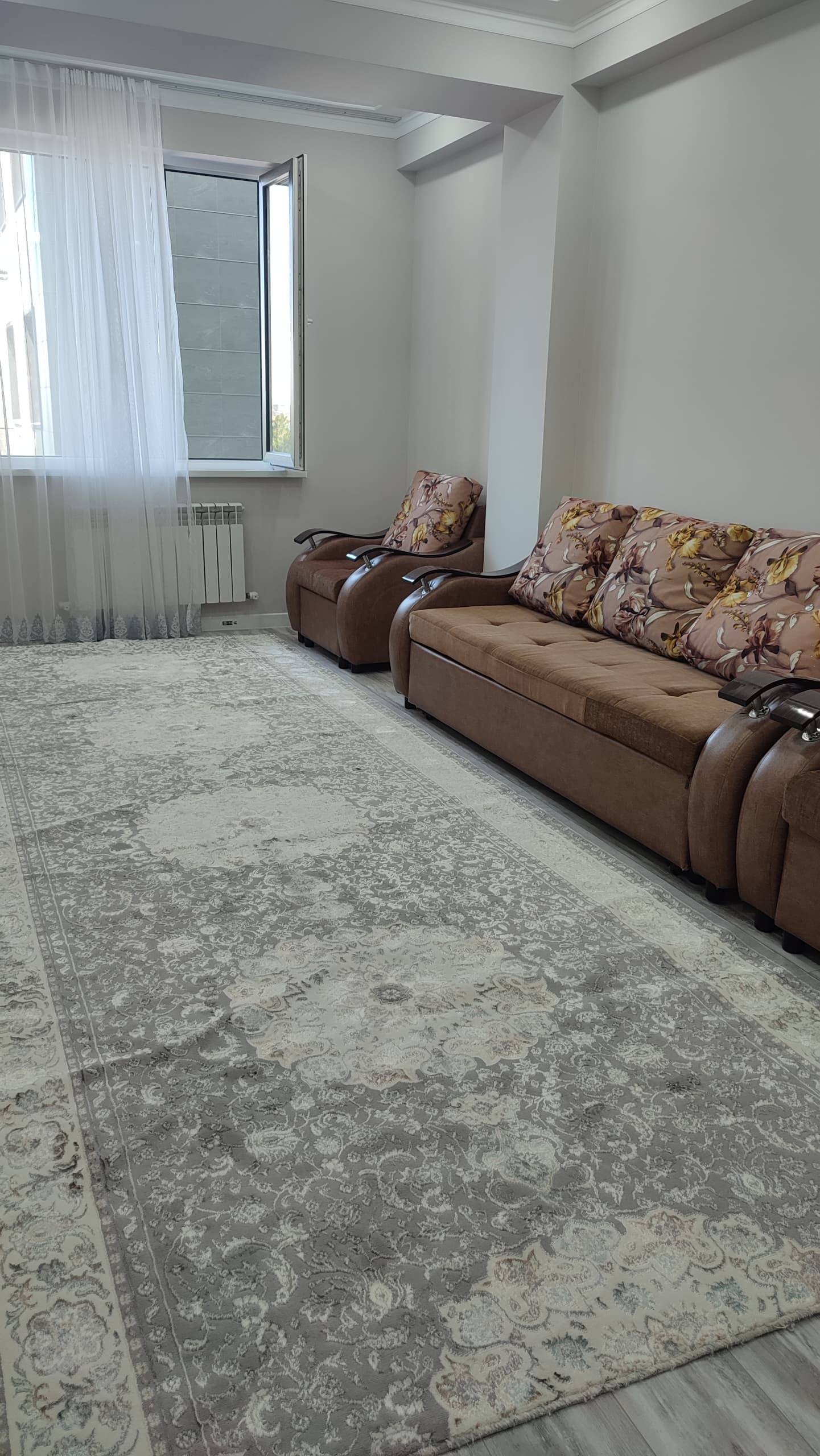 Элитка, 65 м2, этаж 4/12, ж/к Кремлёвский, Сост: Евроремонт - фото 1