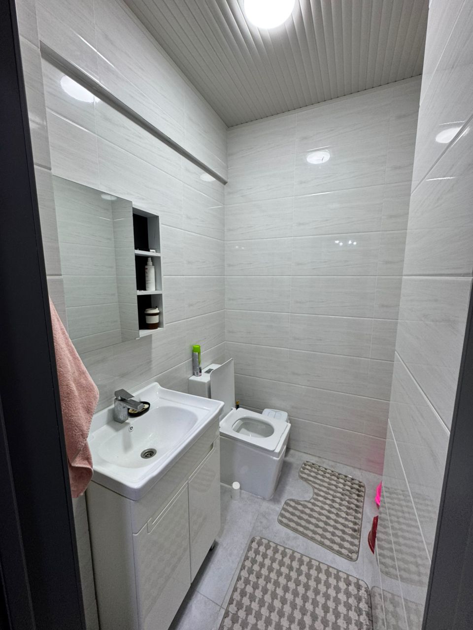 Продажа, Элитка, 2 ком, 71 м2, этаж 5/9, ж/к Искендер, Сост: Евроремонт - фото 1