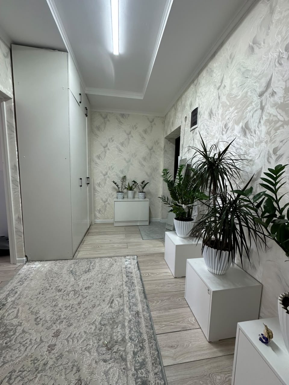 Продажа, Элитка, 1 ком, 54 м2, этаж 4/9, ж/к Памир Строй Жк Семейный, Сост: Евроремонт - фото 2