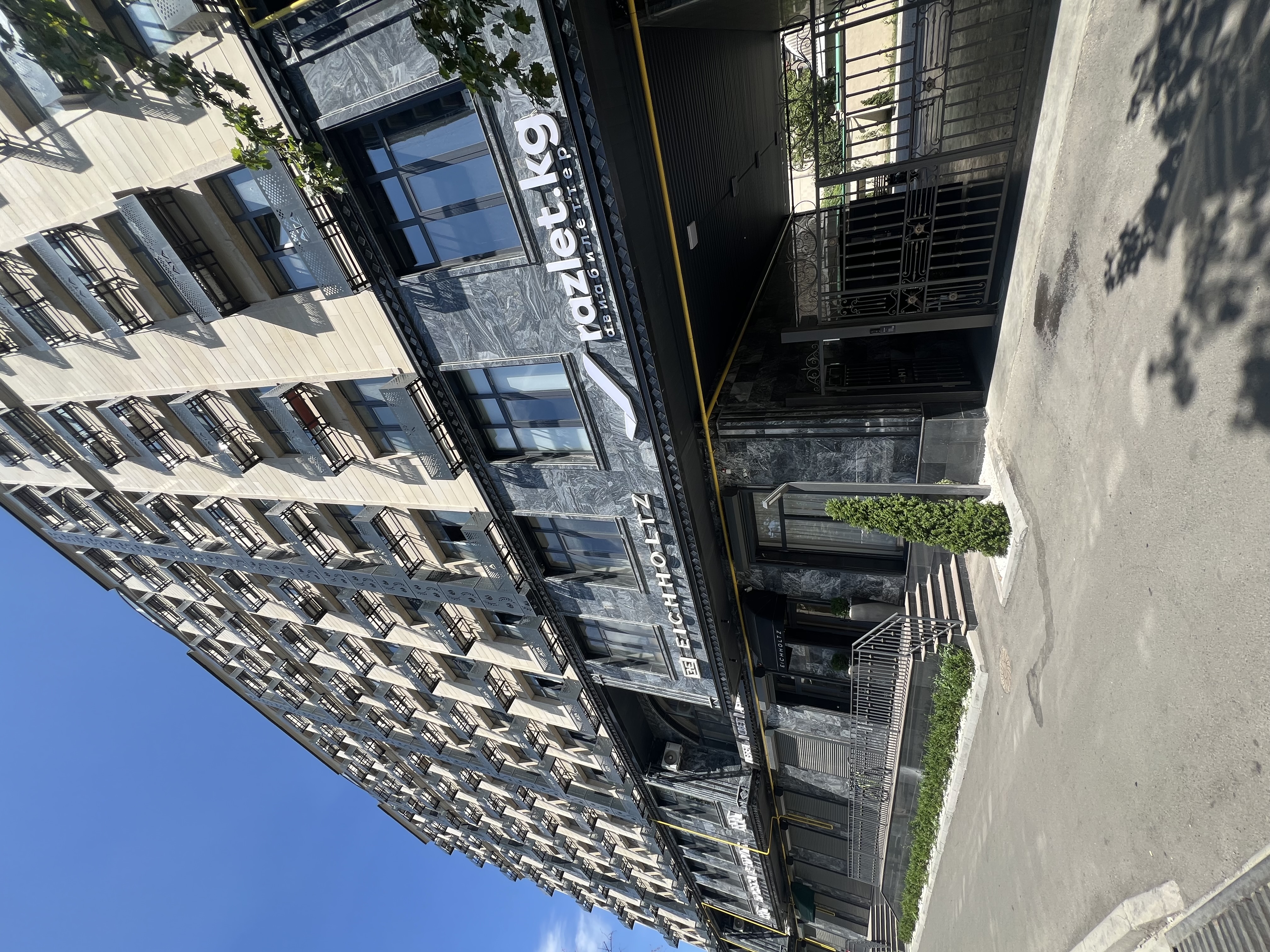 Продажа, Элитка, 2 ком, 75 м2, этаж 4/10, ж/к Памир Строй (Pamir Stroy), Сост: Евроремонт - фото 15