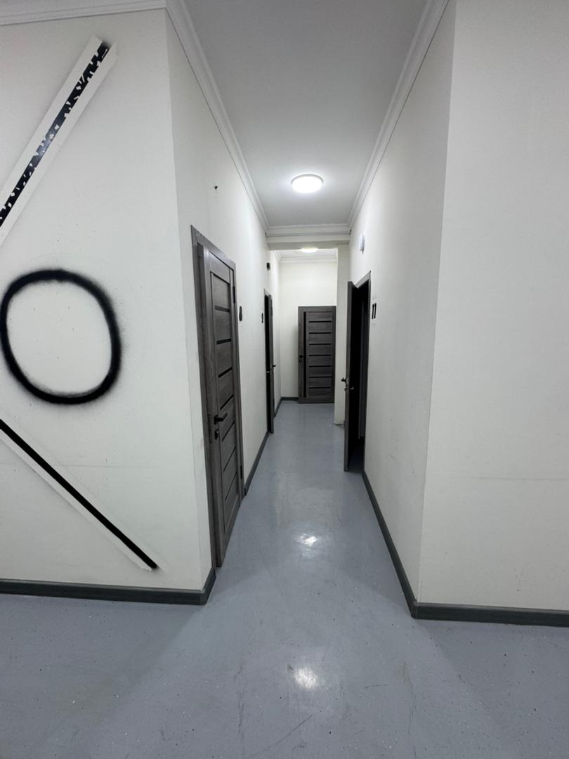 Офис, Коммерческая, 206.2 м2, этаж 2/2, Сост: Евроремонт - фото 4