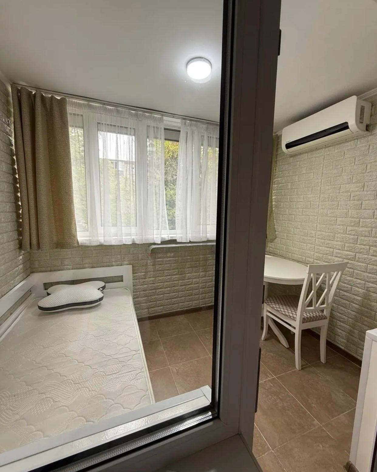 Продажа, 104 серия, 1 ком, 32 м2, этаж 2/4, Сост: Евроремонт - фото 1