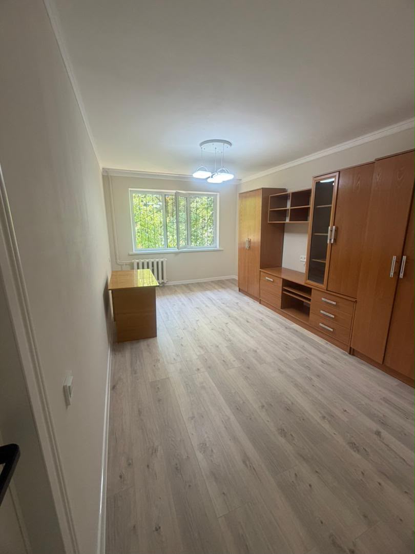 Продажа, 104 серия, 2 ком, 44 м2, этаж 1/4, Сост: Евроремонт - фото 4