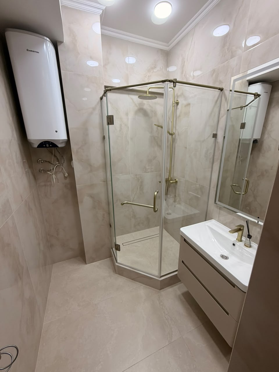 Продажа, Элитка, 3 ком, 92 м2, этаж 5/10, ж/к Мега Строй, Сост: Евроремонт - фото 7