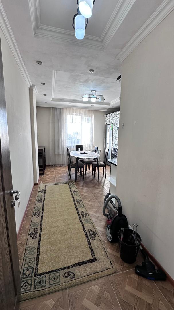 Элитка, 3 ком, 100 м2, этаж 10/10, Сост: Евроремонт - фото 12