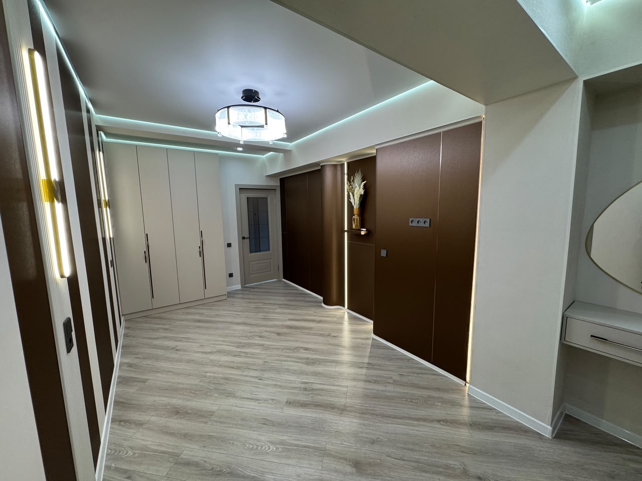 Продажа, Элитка, 2 ком, 45 м2, этаж 6/12, ж/к Esentai (Эсентай), Сост: Евроремонт - фото 13
