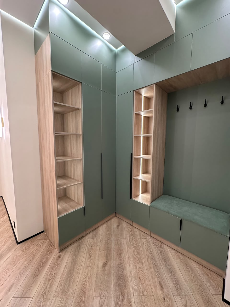 Элитка, 3 ком, 75 м2, этаж 4/10, ж/к Елисейские поля, Сост: Евроремонт - фото 4