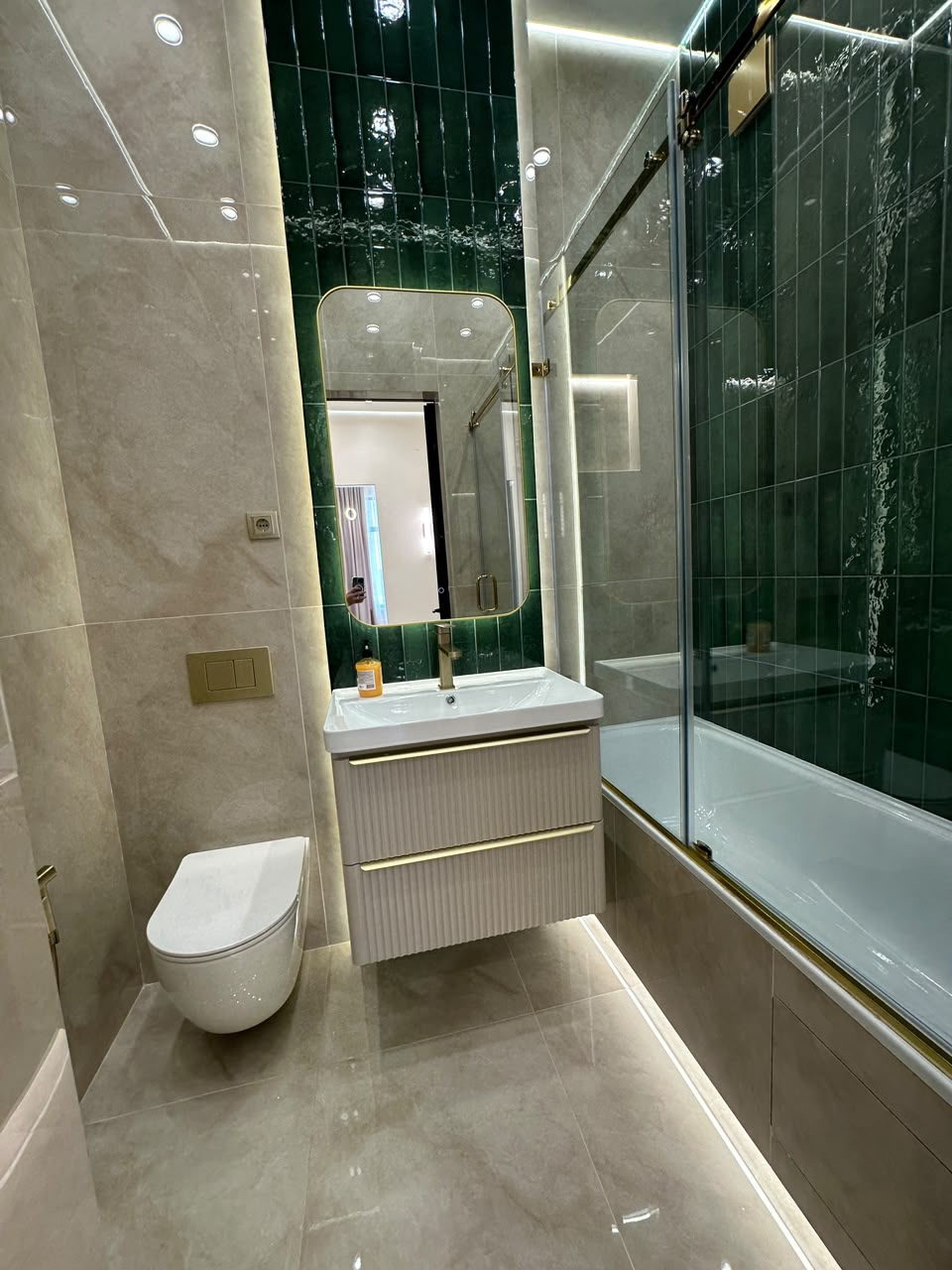 Элитка, 3 ком, 75 м2, этаж 4/10, ж/к Елисейские поля, Сост: Евроремонт - фото 14