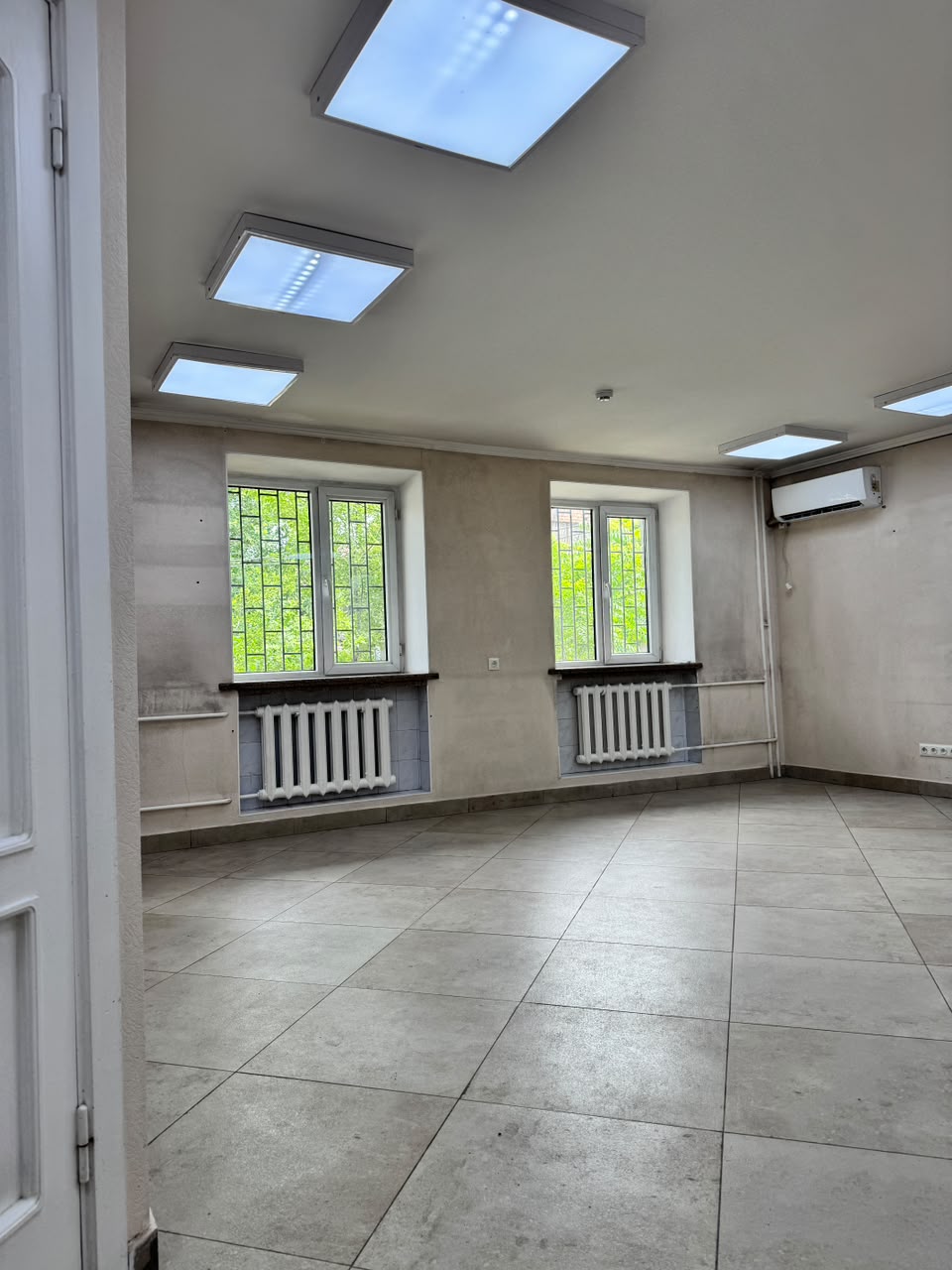 Офис, Коммерческая, 90 м2, этаж 1/4, Сост: Хорошее - фото 4