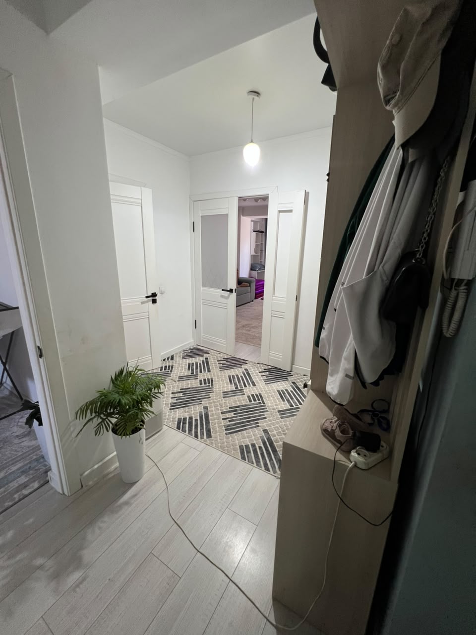Элитка, 1 ком, 40 м2, этаж 1/5, Сост: Хорошее - фото 2