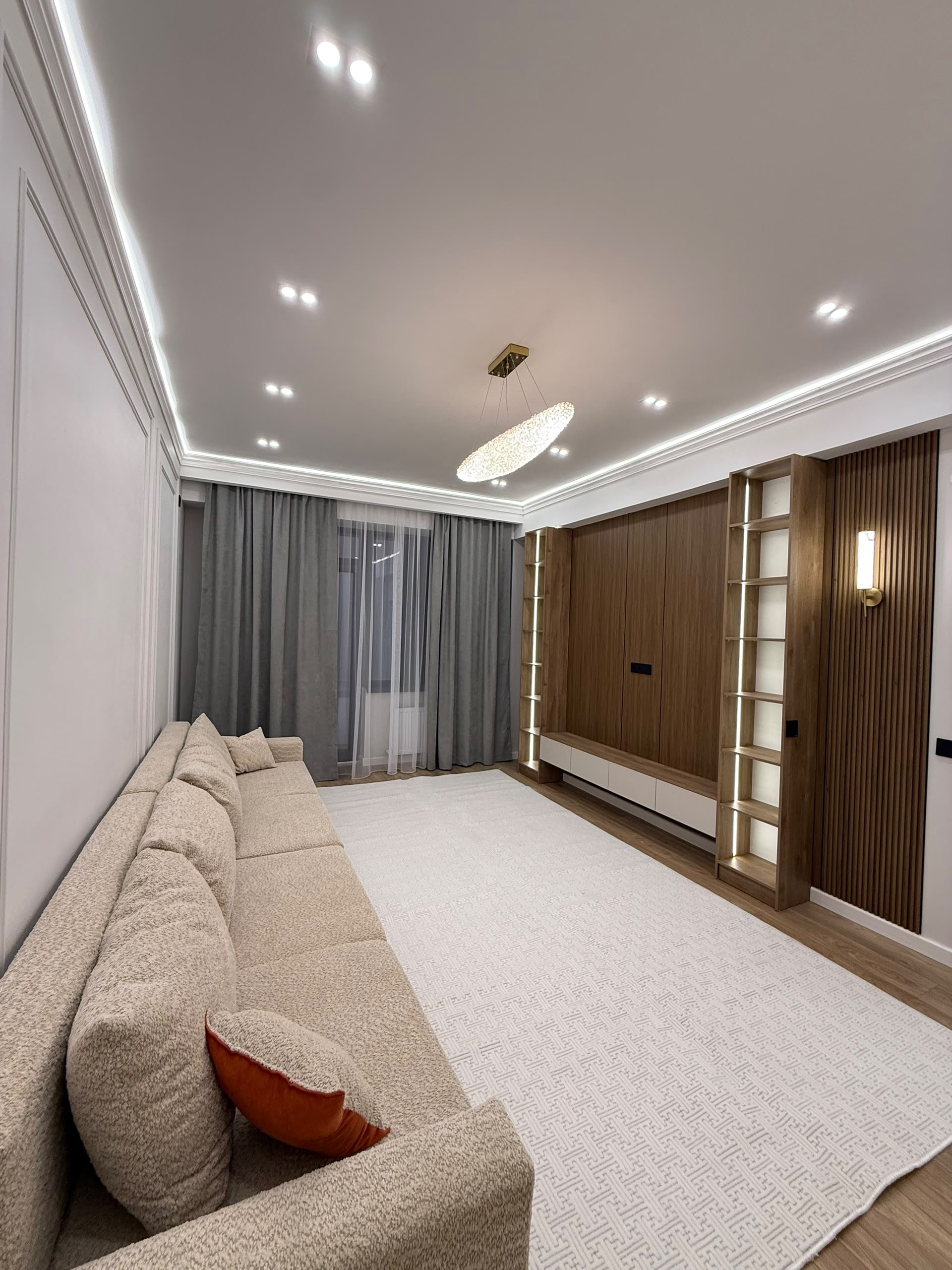Продажа, Элитка, 2 ком, 73 м2, этаж 11/15, ж/к Крейсер (Kreyser), Сост: Евроремонт - фото 2