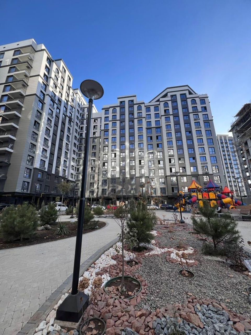 Элитка, 2 ком, 59 м2, этаж 11/14, ж/к Кап Строй Сити (Capstroy City), Сост: Евроремонт - фото 2