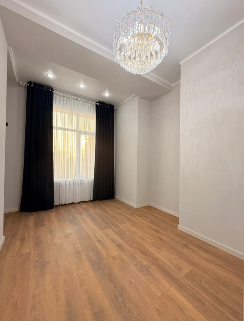 Элитка, 80 м2, этаж 13/13, ж/к Вегас (Vegas), Сост: Евроремонт - фото 1