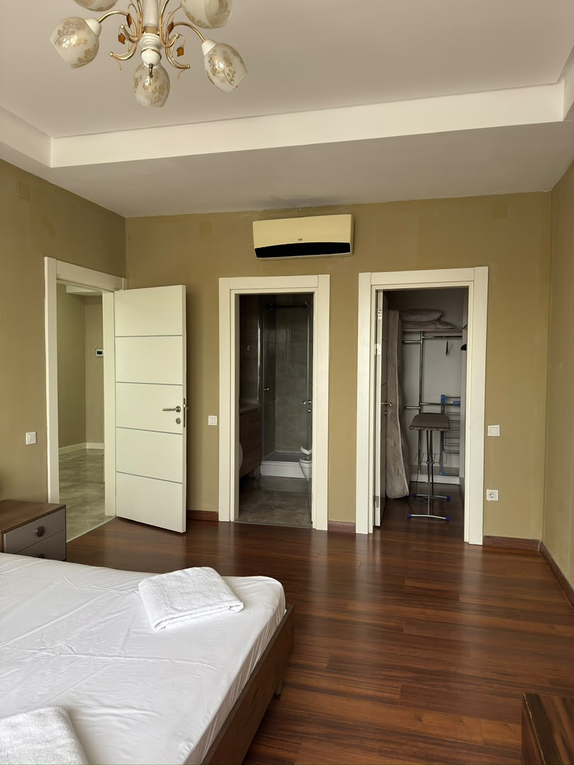 Элитка, 3 ком, 118 м2, этаж 9/22, Сост: Среднее - фото 3