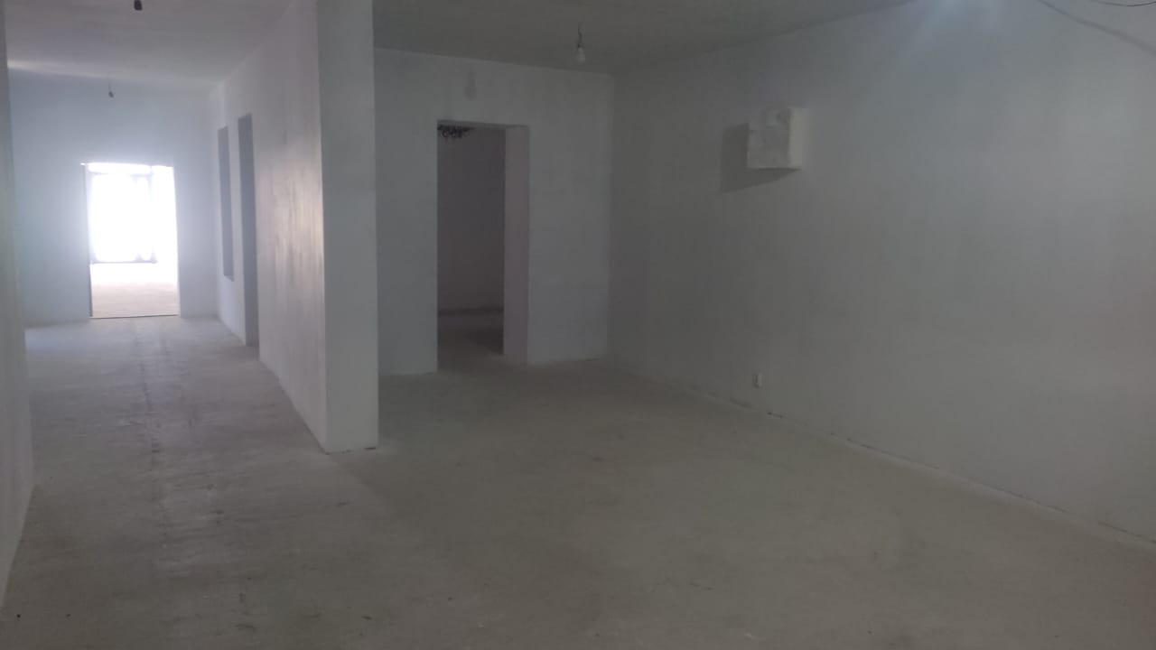 Магазин, Коммерческая, 100 м2, этаж 1/8, Сост: Без ремонта - фото 2