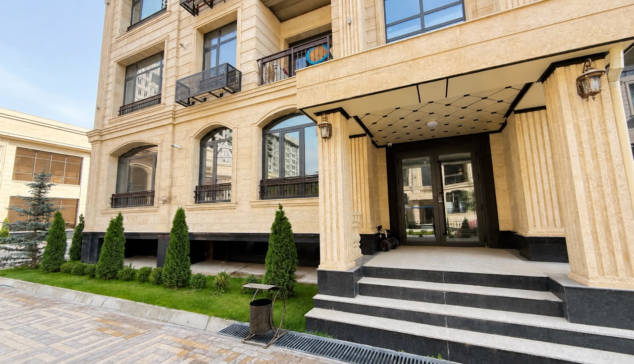 Продажа, Элитка, 98 м2, этаж 1/5, ж/к Ницца Резиденс (Nitca Residence) - фото 1