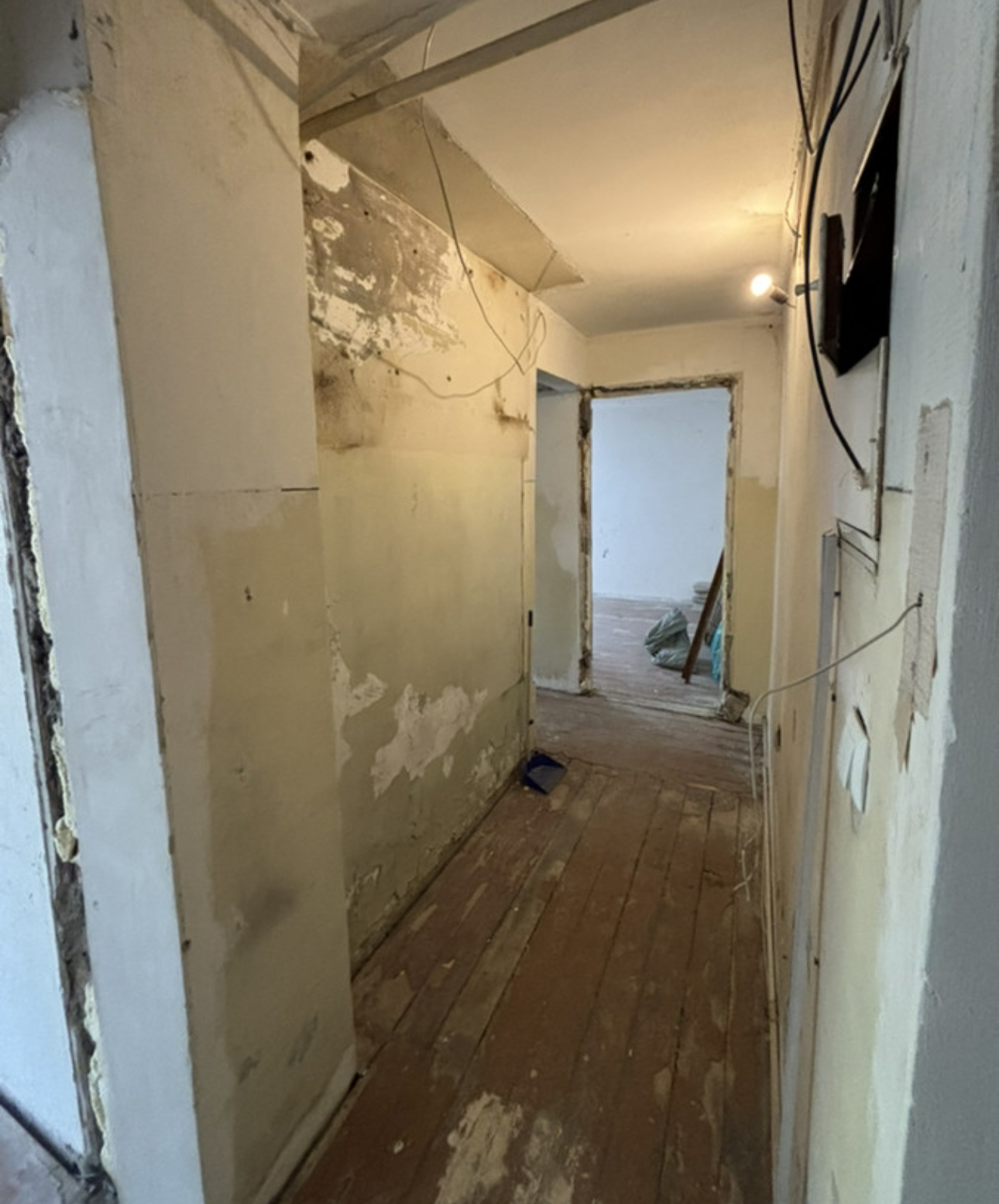 Продажа, Индивидуальный проект, 2 ком, 43.2 м2, этаж 2/5, Сост: Без ремонта - фото 3