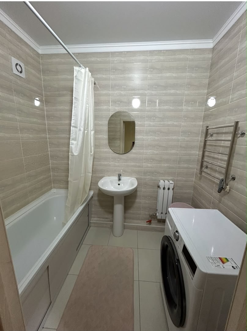 Продажа, Элитка, 2 ком, 75 м2, этаж 2/18, ж/к Мега Сити (Mega City), Сост: Евроремонт - фото 3