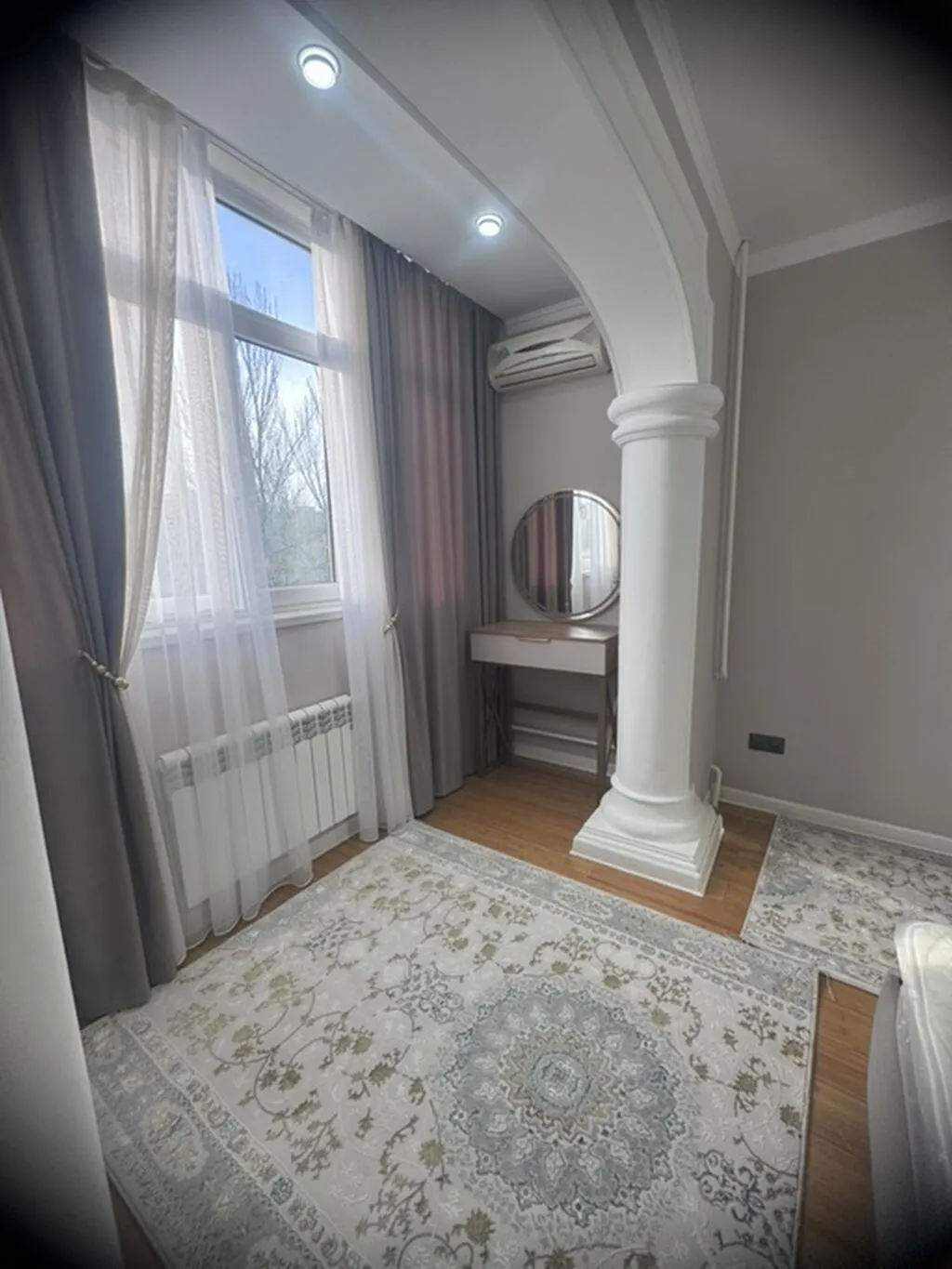 Элитка, 3 ком, 80 м2, этаж 3/9 - фото 2