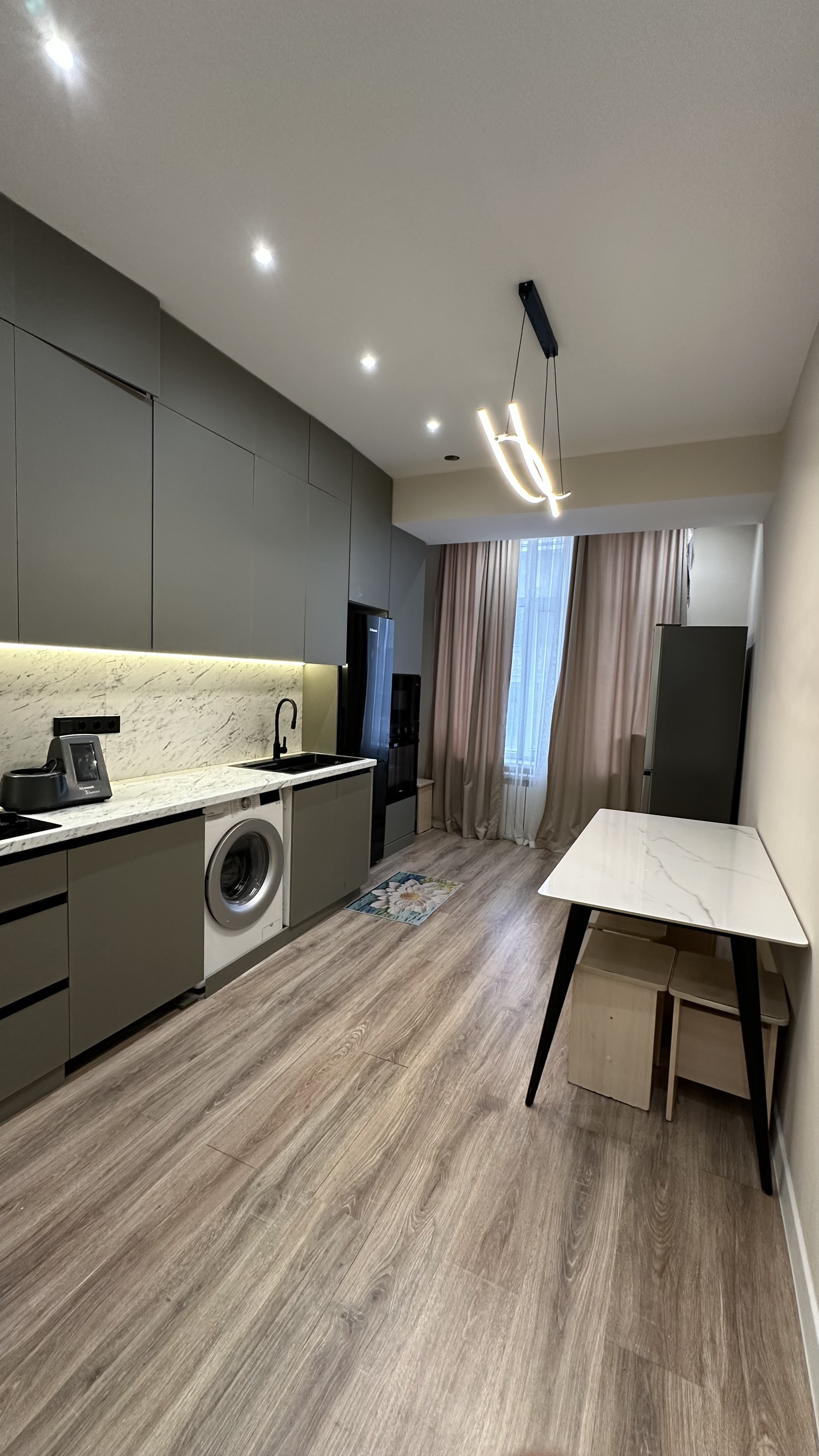 Продажа, Элитка, 3 ком, 107 м2, этаж 2/12, ж/к Вегас (Vegas), Сост: Евроремонт - фото 12