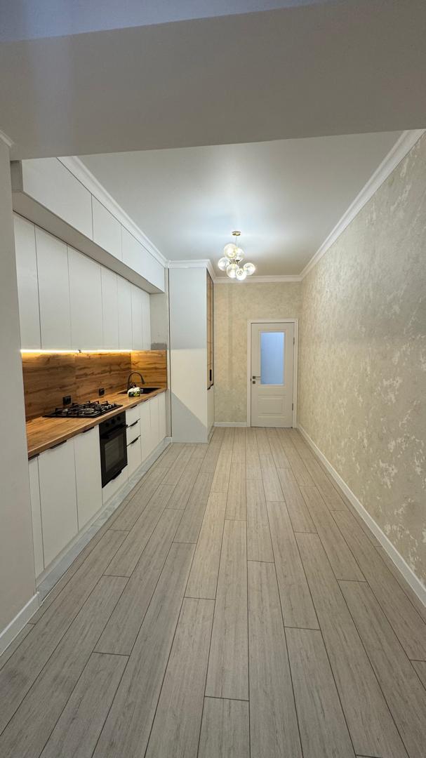 Элитка, 2 ком, 70 м2, этаж 2/14, ж/к Восточный Парк (Vostochnyi Park), Сост: Евроремонт - фото 1