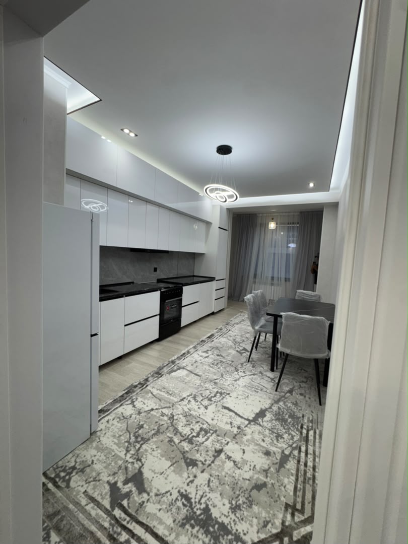 Элитка, 2 ком, 85 м2, этаж 10/14, ж/к Кап Строй Сити (Capstroy City), Сост: Евроремонт - фото 3