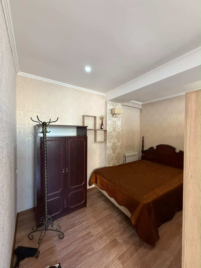 Элитка, 2 ком, 42 м2, этаж 9/10, Сост: Хорошее - фото 2