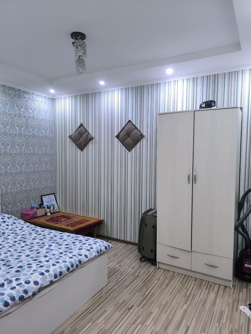 Элитка, 3 ком, 65 м2, этаж 4/8, Сост: Хорошее - фото 1