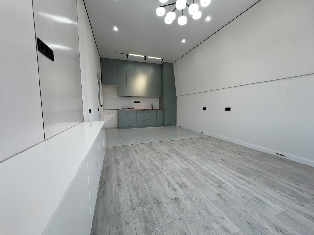 Продажа, Элитка, 2 ком, 56 м2, этаж 4/4, ж/к Азия Курулуш, Сост: Евроремонт - фото 4