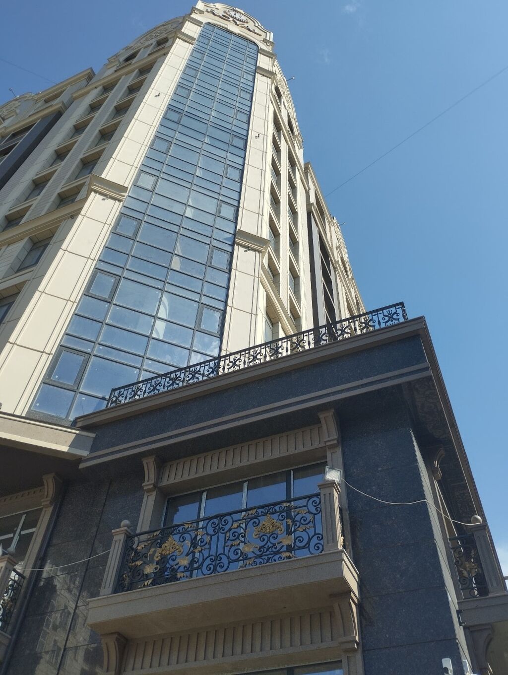 Элитка, 2 ком, 100 м2, этаж 10/13, ж/к Роял(Royal), Сост: Евроремонт - фото 1