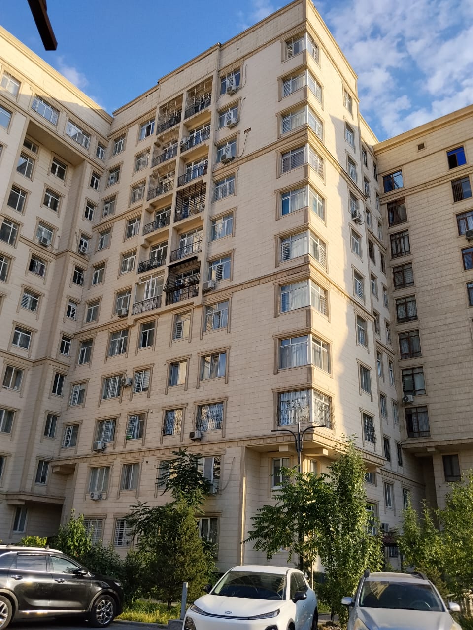 Элитка, 2 ком, 63 м2, этаж 2/11, Сост: Евроремонт - фото 2