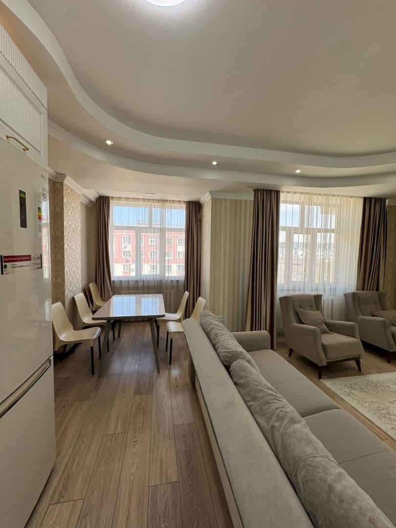 Элитка, 2 ком, 82.1 м2, этаж 10/11, Сост: Евроремонт - фото 11