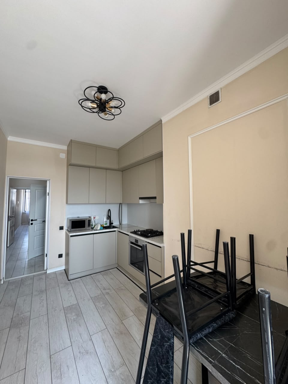 Элитка, 2 ком, 70 м2, этаж 7/15, ж/к Континенталь (Continental), Сост: Евроремонт - фото 7