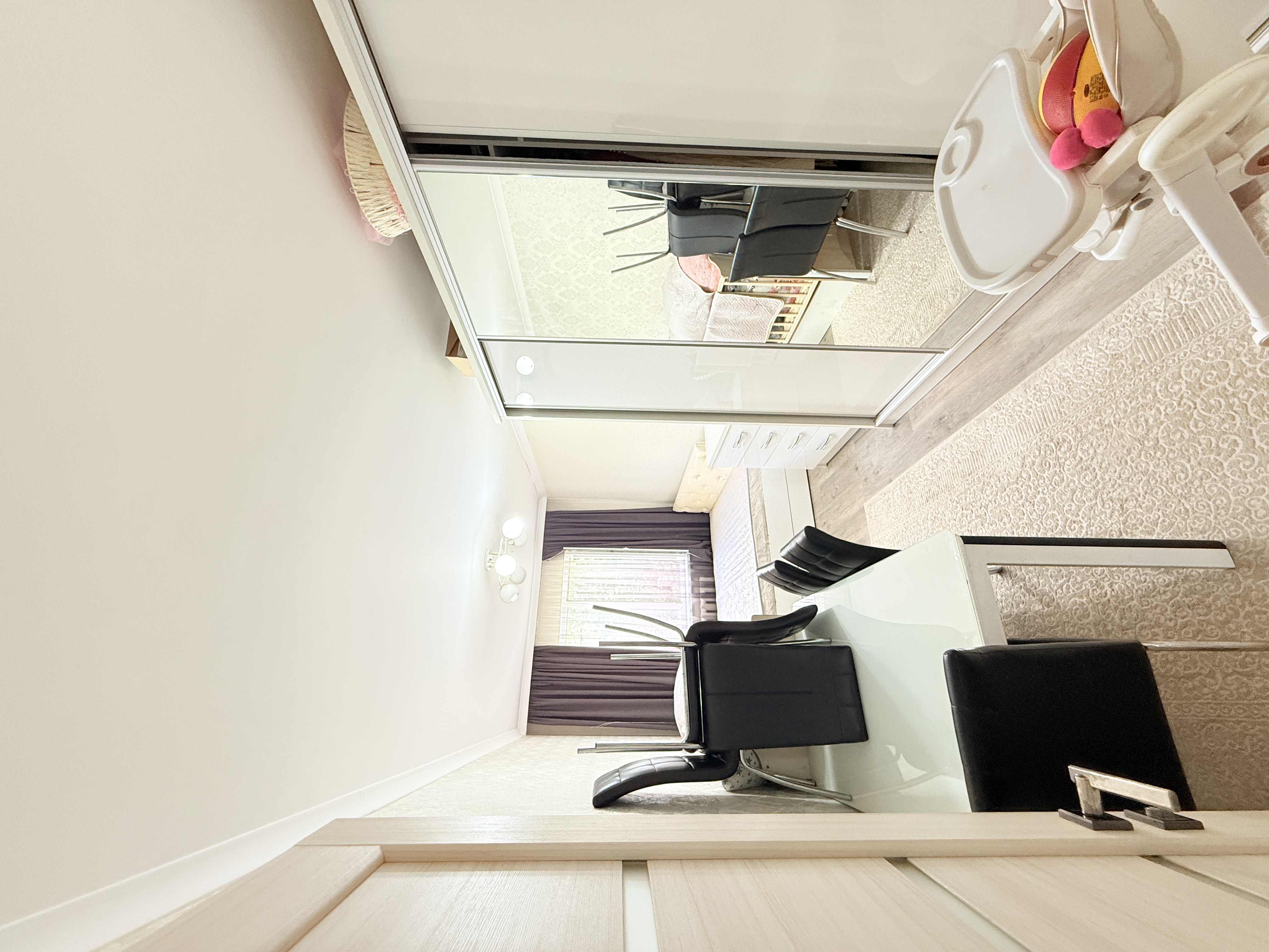 Продажа, 104 серия, 3 ком, 58 м2, этаж 4/4, Сост: Евроремонт - фото 2