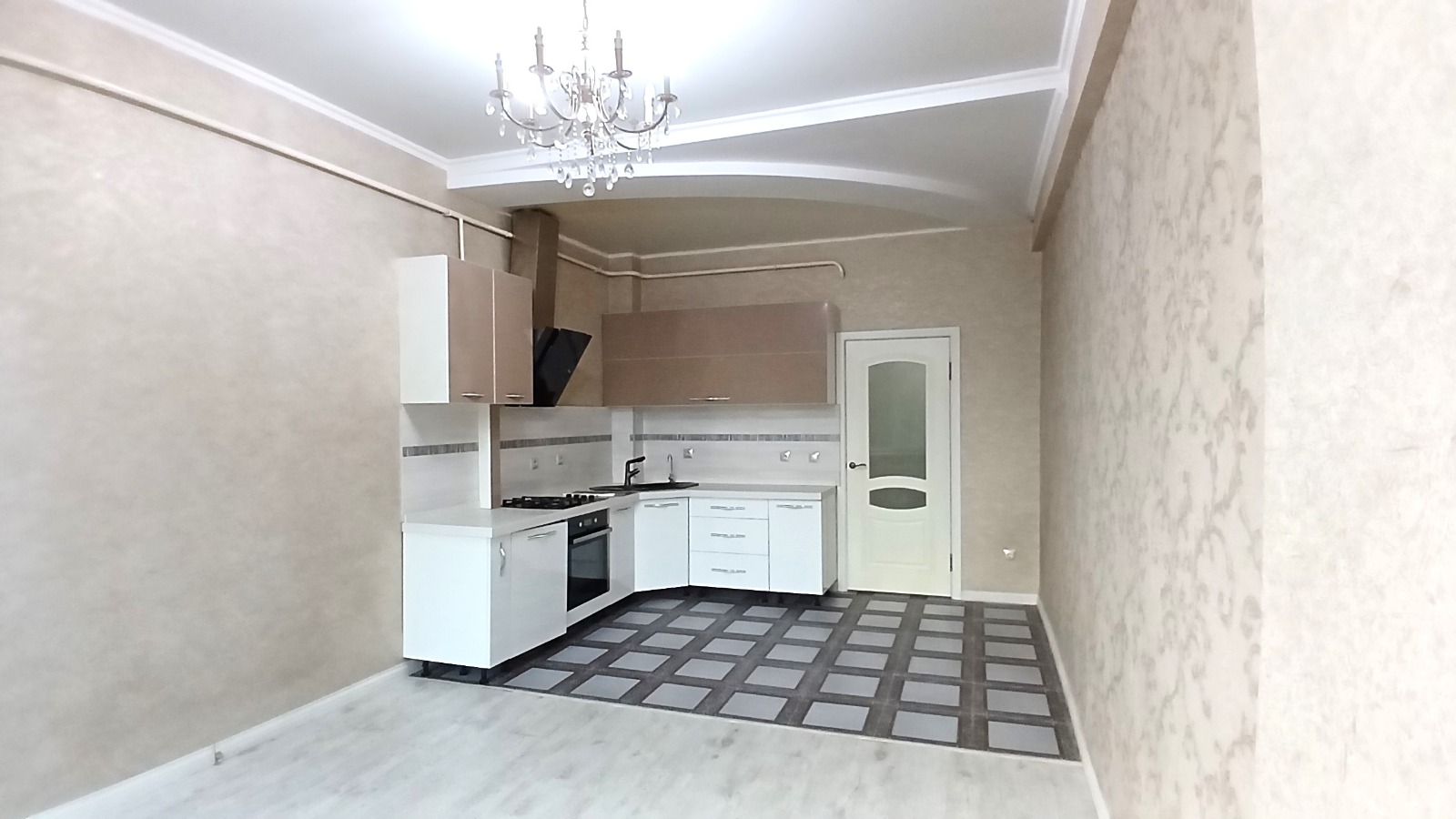 Элитка, 2 ком, 100 м2, этаж 2/10, Сост: Евроремонт - фото 7