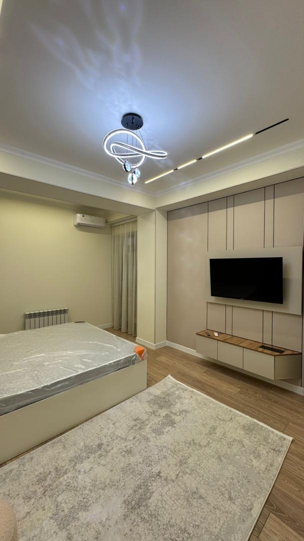 Продажа, Элитка, 2 ком, 79 м2, этаж 9/17, ж/к BROOKLYN, Сост: Евроремонт - фото 1