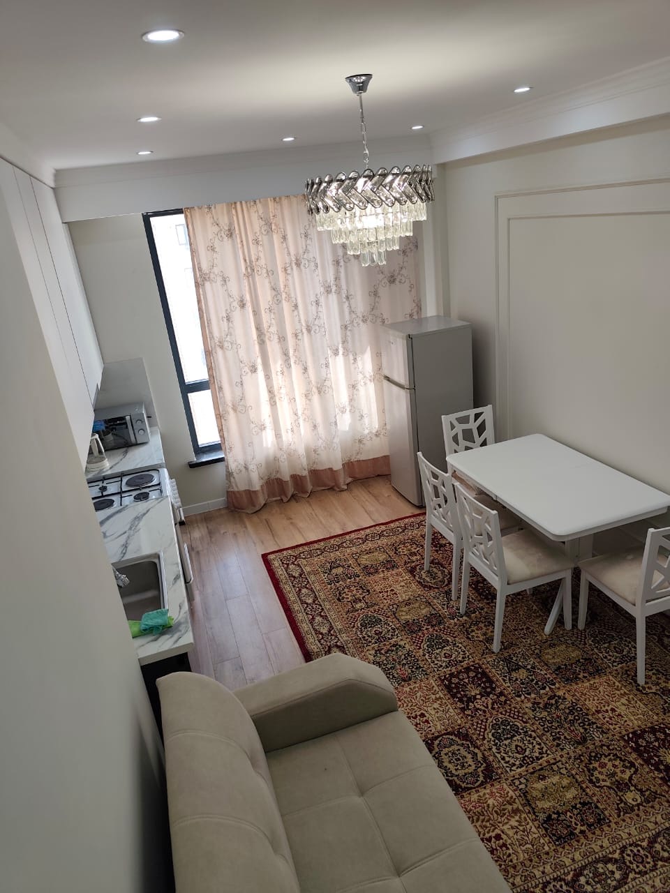 Элитка, 54 м2, этаж 11/14, ж/к Роял(Royal), Сост: Евроремонт - фото 2