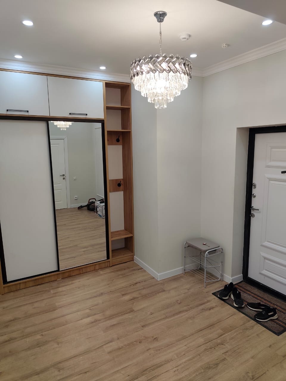 Элитка, 54 м2, этаж 11/14, ж/к Роял(Royal), Сост: Евроремонт - фото 4